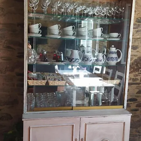 A Casa Augas بيت ضيافة Mondoñedo