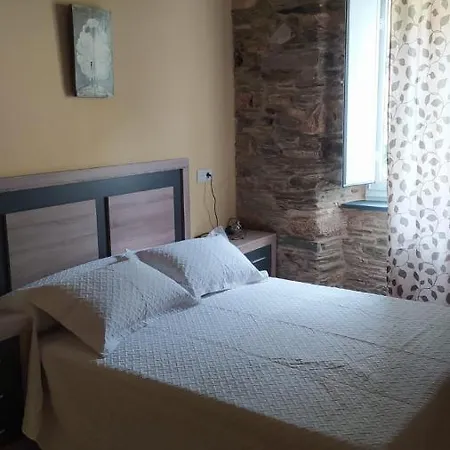 بيت ضيافة A Casa Augas Mondoñedo