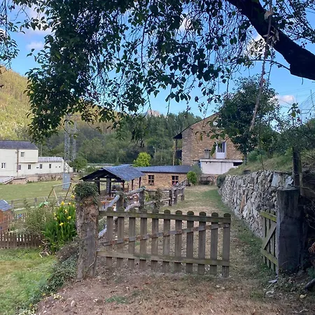 A Casa Augas بيت ضيافة